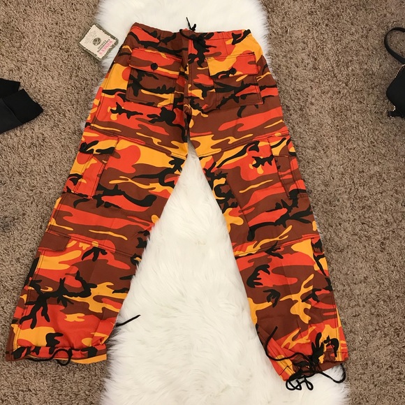 CAMO PANTS - Picture 2 of 4